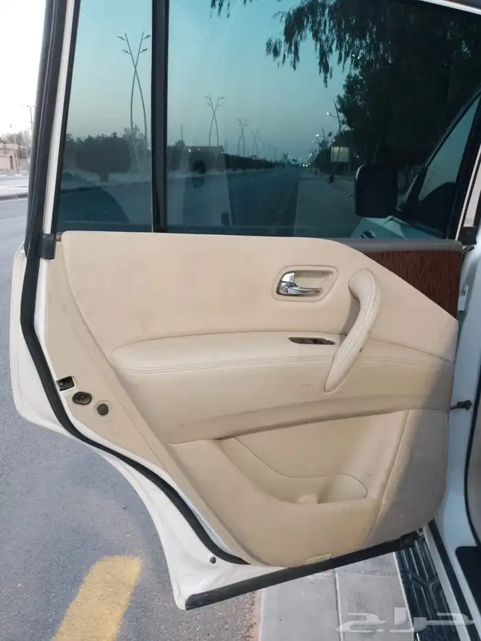 للبيع باترول 2010 10