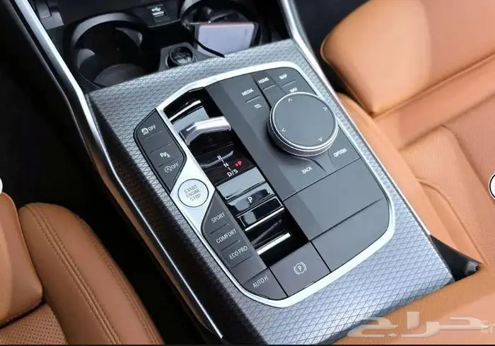 بي ام دابليو 320i M 2024معرض الميموني للاستيراد من كوريا 12