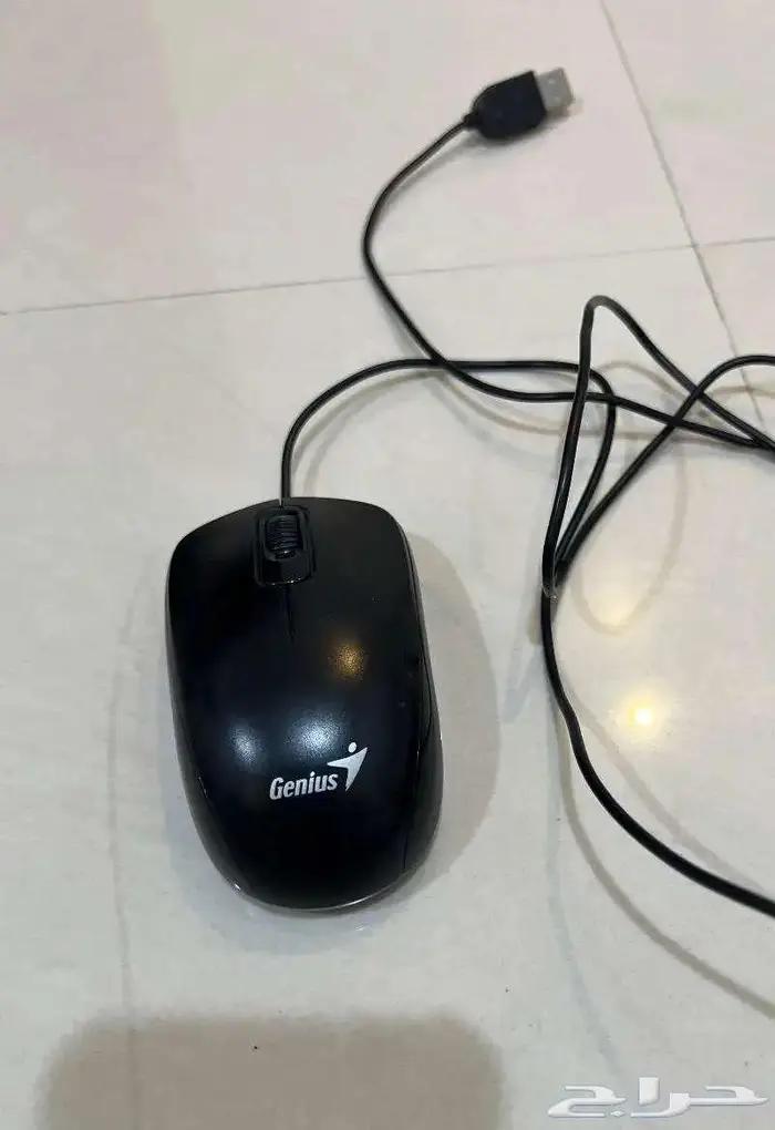 للبيع اغراض كمبيوتر مكتبي 4