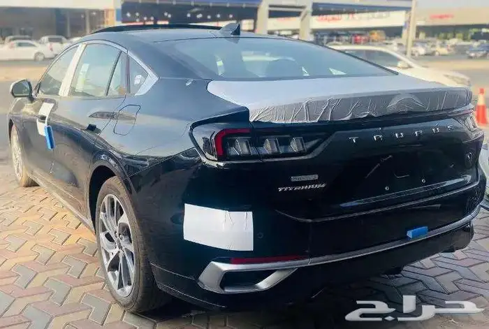 فورد تورس تيتانيوم واستلم بعد يومين كاش واستمها في ساعه 4