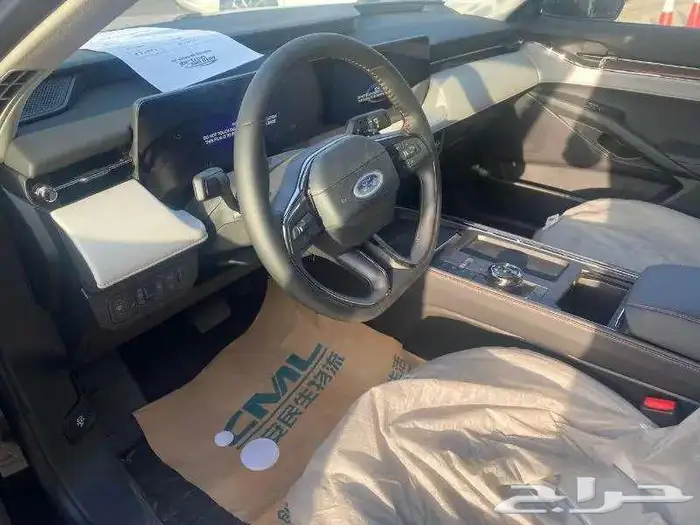 فورد تورس تيتانيوم واستلم بعد يومين كاش واستمها في ساعه 11