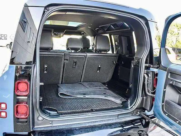 ديفندر 110 P400 X-Dynamic SE موديل 2023 ب 230 الف ريال 10