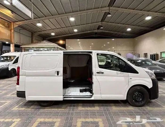 تويوتا هاي اس بضاعه سقف عادي ديزل 2026 كاش وتمويل الاسطول 3