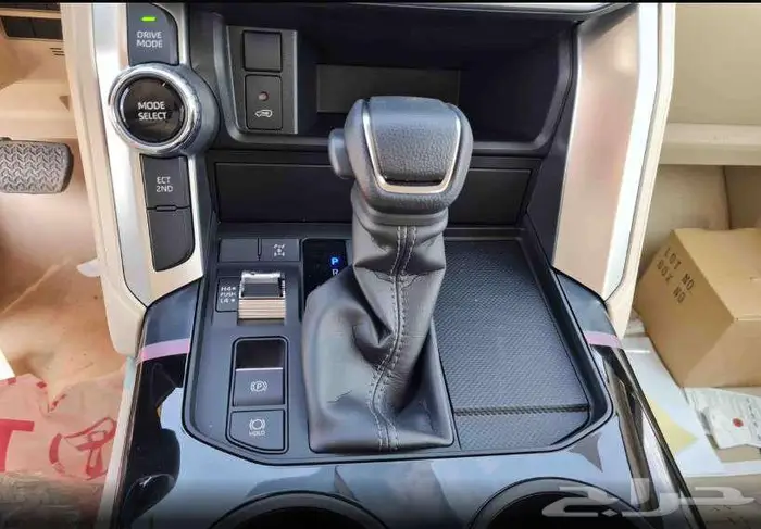 تويوتا لاندكروزر GXR2 2025 3