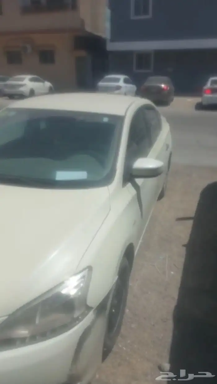 نيسان سنترا 2014 sv 3