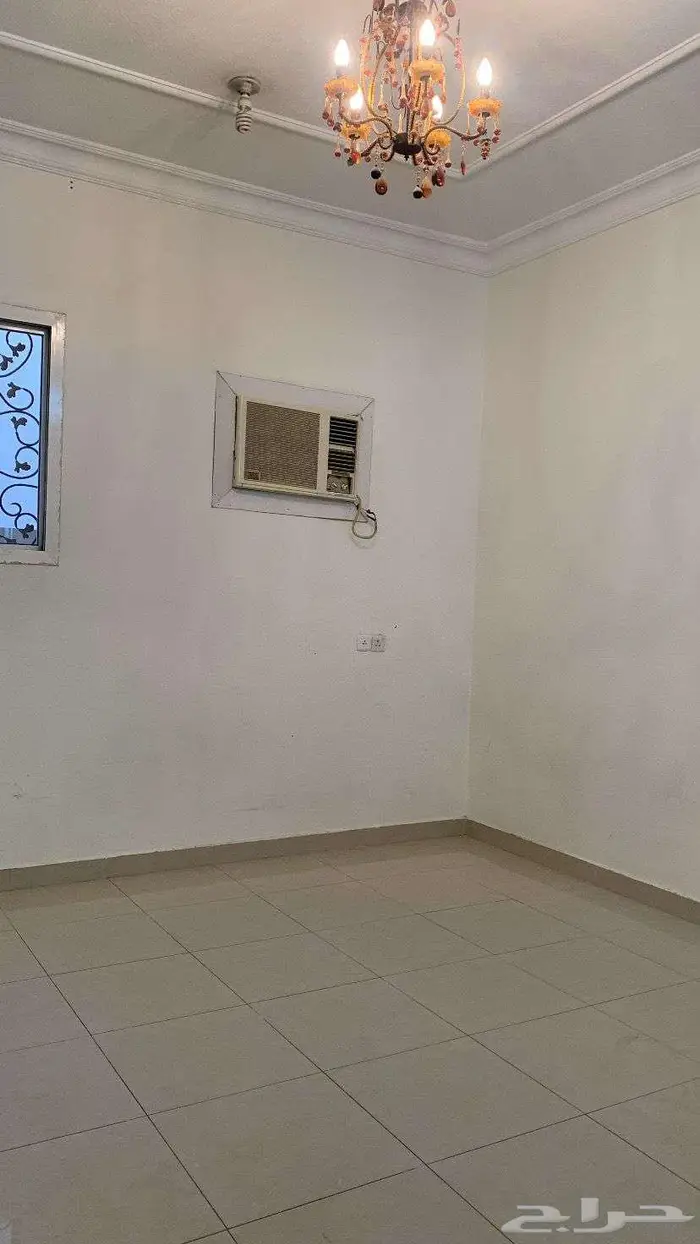 شقة للايجار 4غرف 8