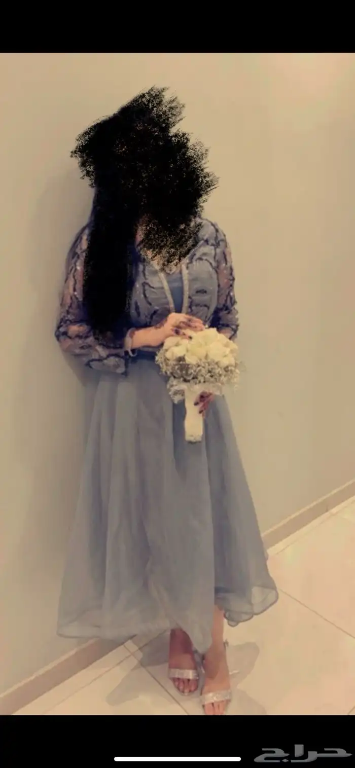 فستان بتصميم بسيط للبيع 0