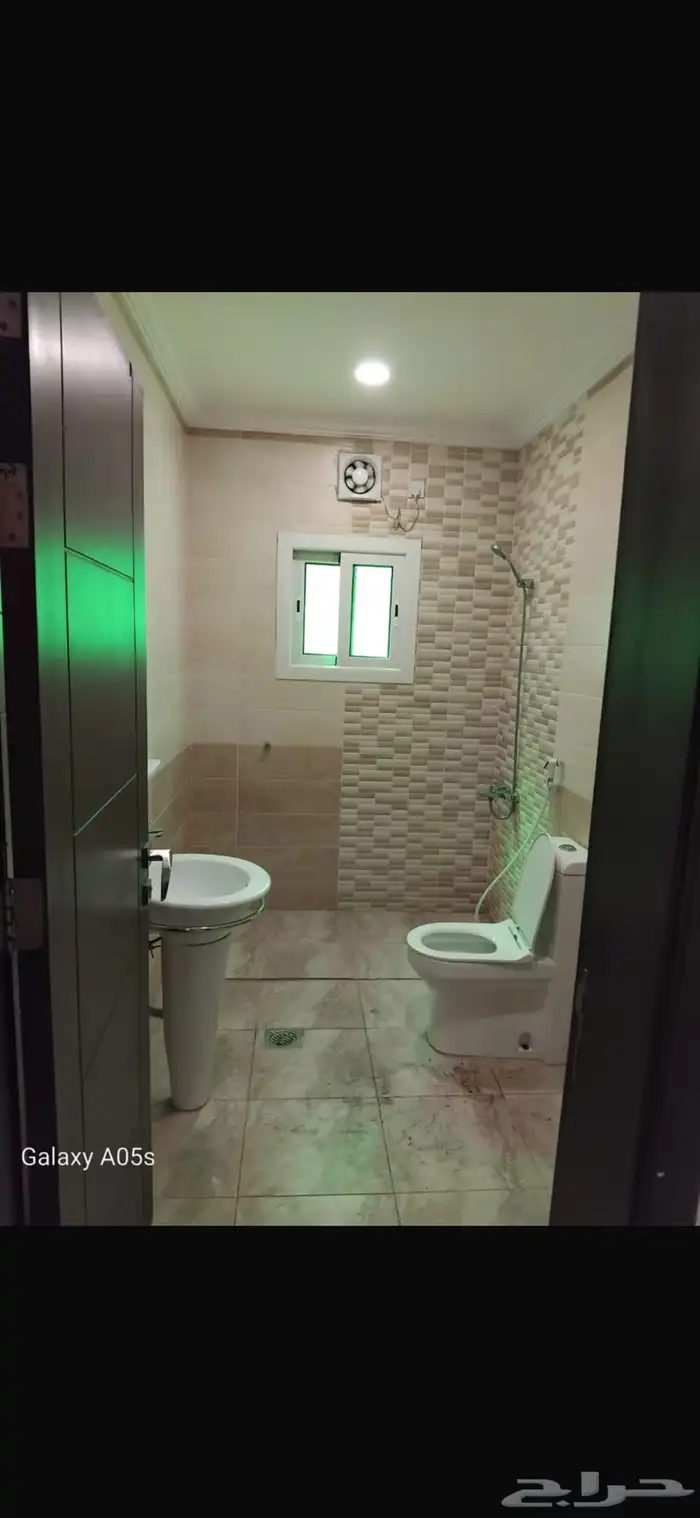 شقه فاخره للأيجار 2