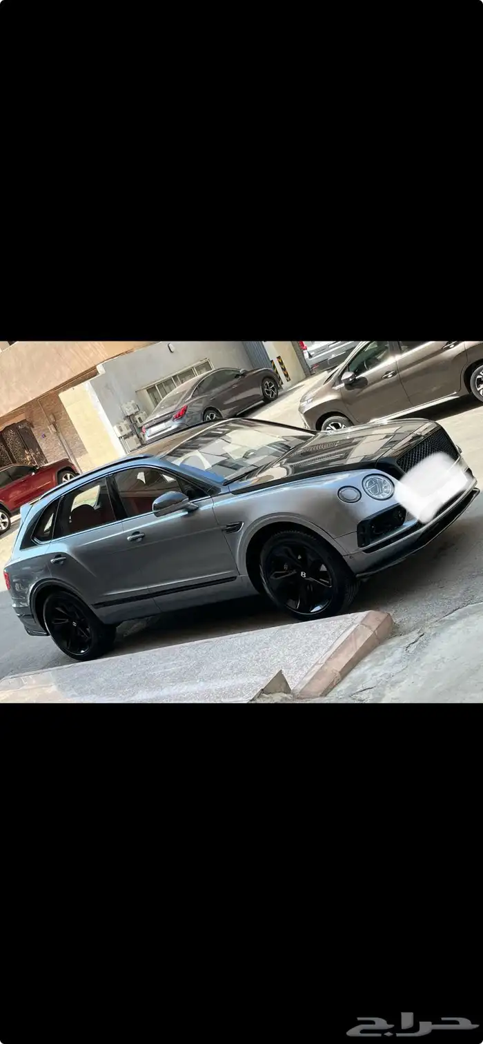 جيب بنتلي 2017 بنتياقا 12 سلند 2