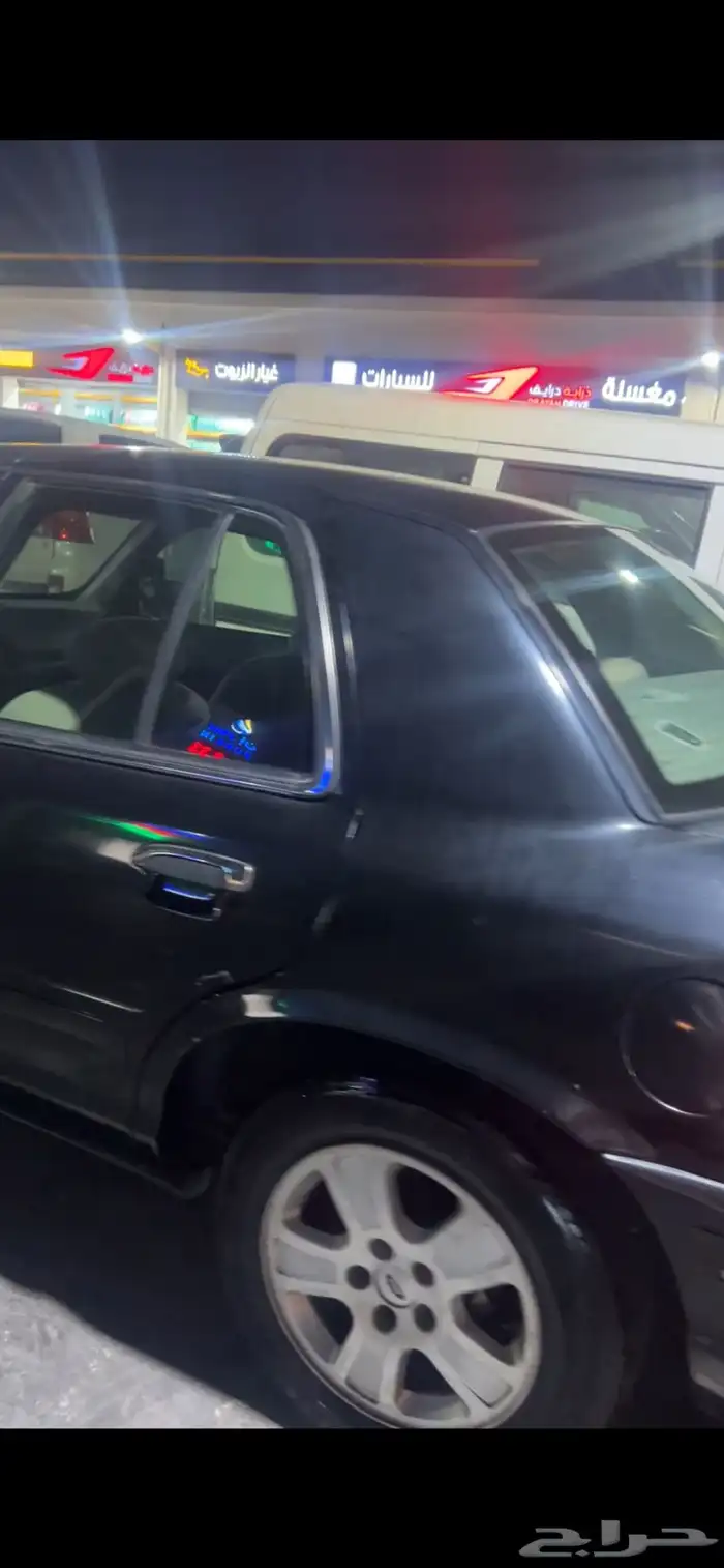 لييع فورد فكتوريا مديل 2000 0