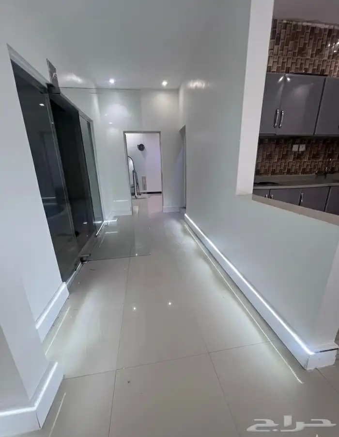 شاليهات تاجير متاح ب290 . الجمعة 480 متوفر واحد جمعة 9