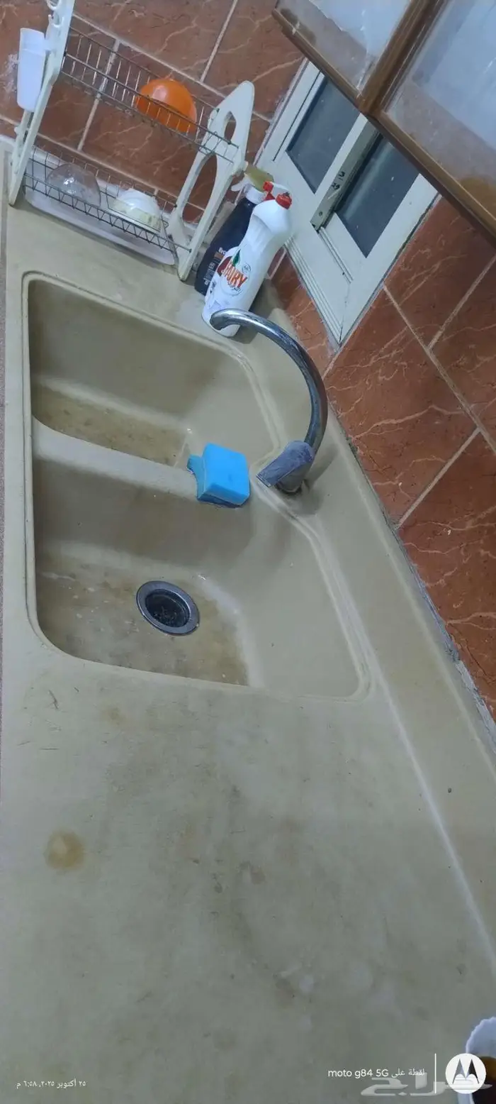 مطبخ كبير للبيع 1