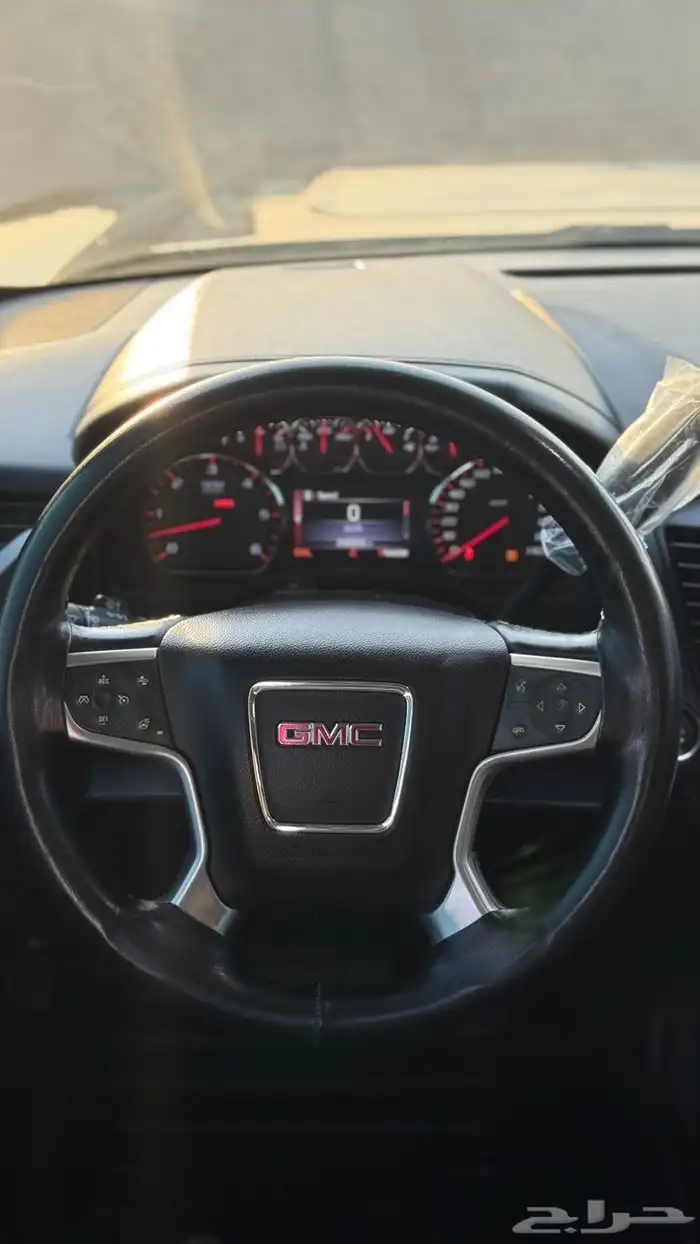 يوكن GMC 2016 طويل أسود SLT 40