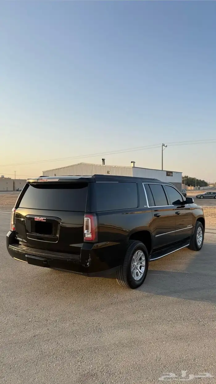 يوكن GMC 2016 طويل أسود SLT 11