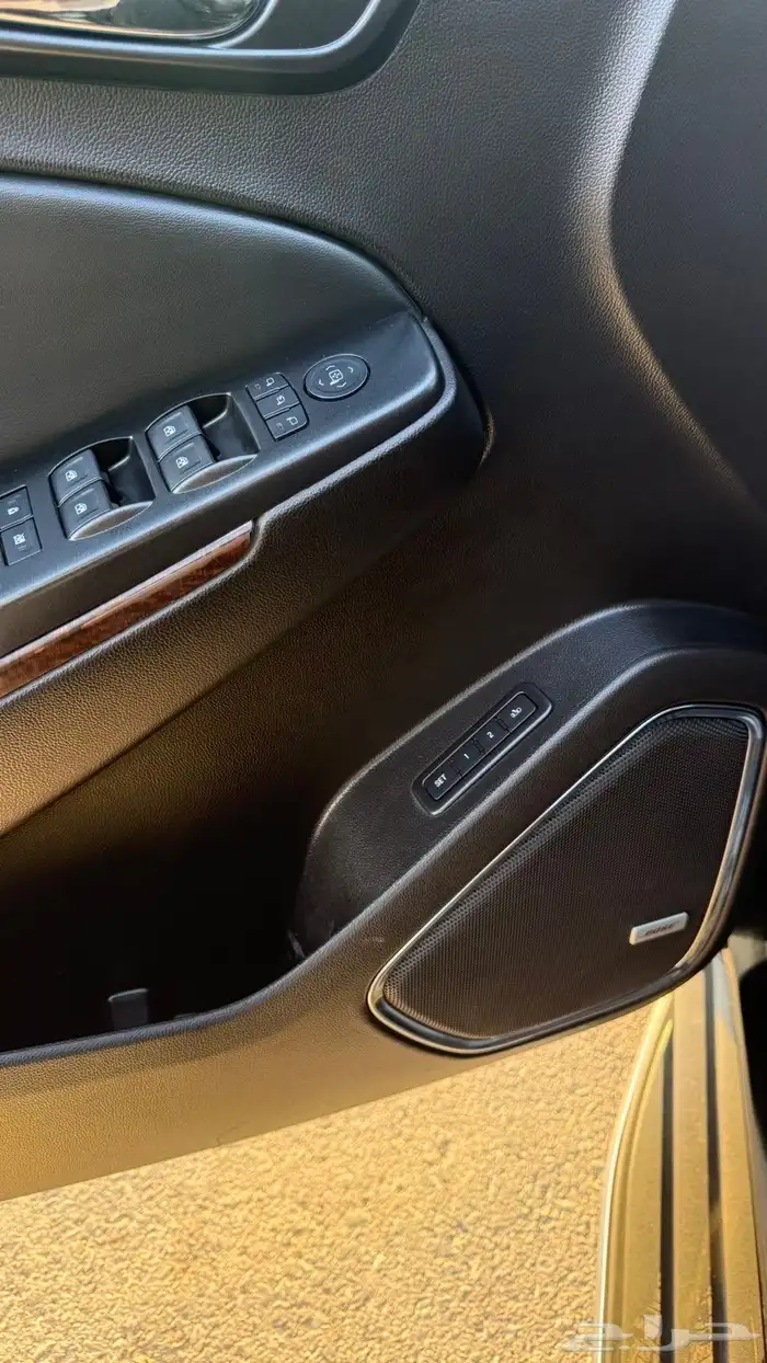 يوكن GMC 2016 طويل أسود SLT 49