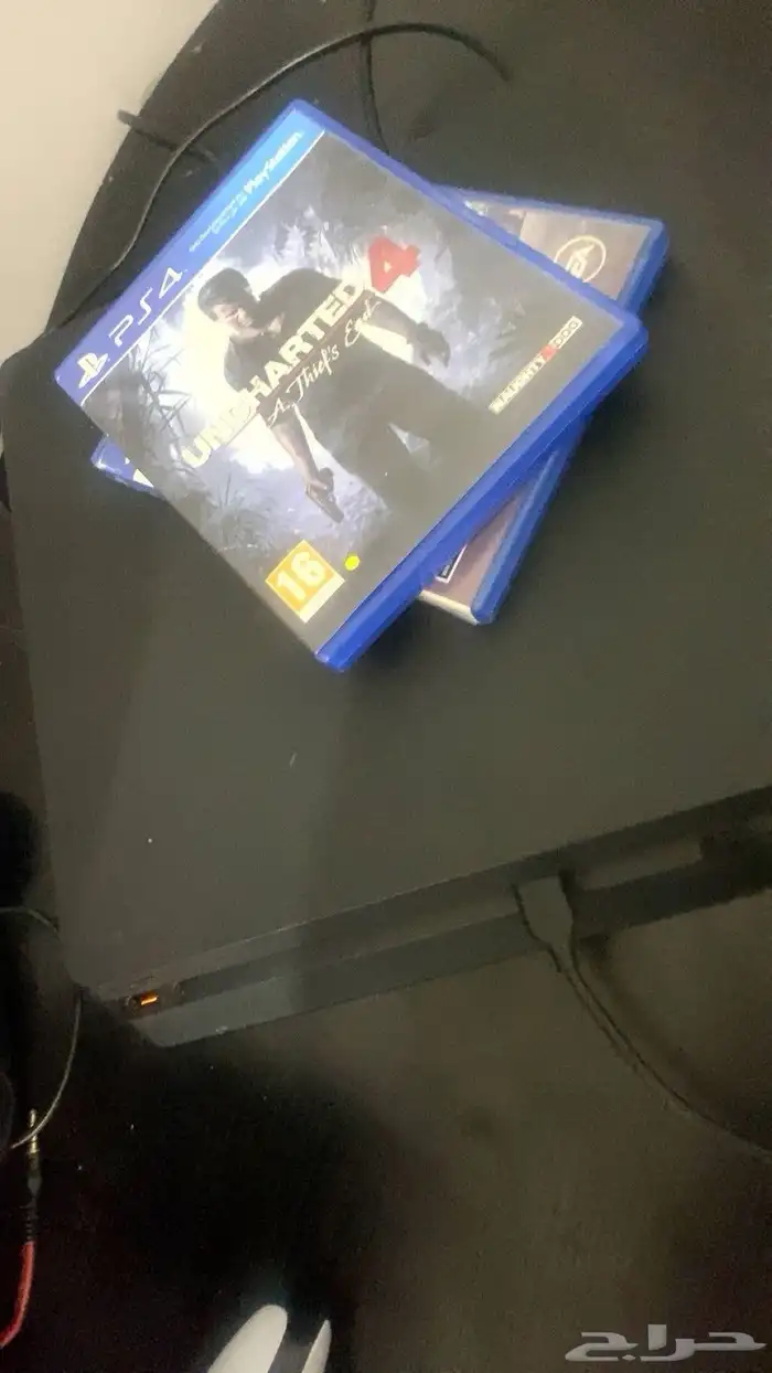 بلاستيشن 4 2