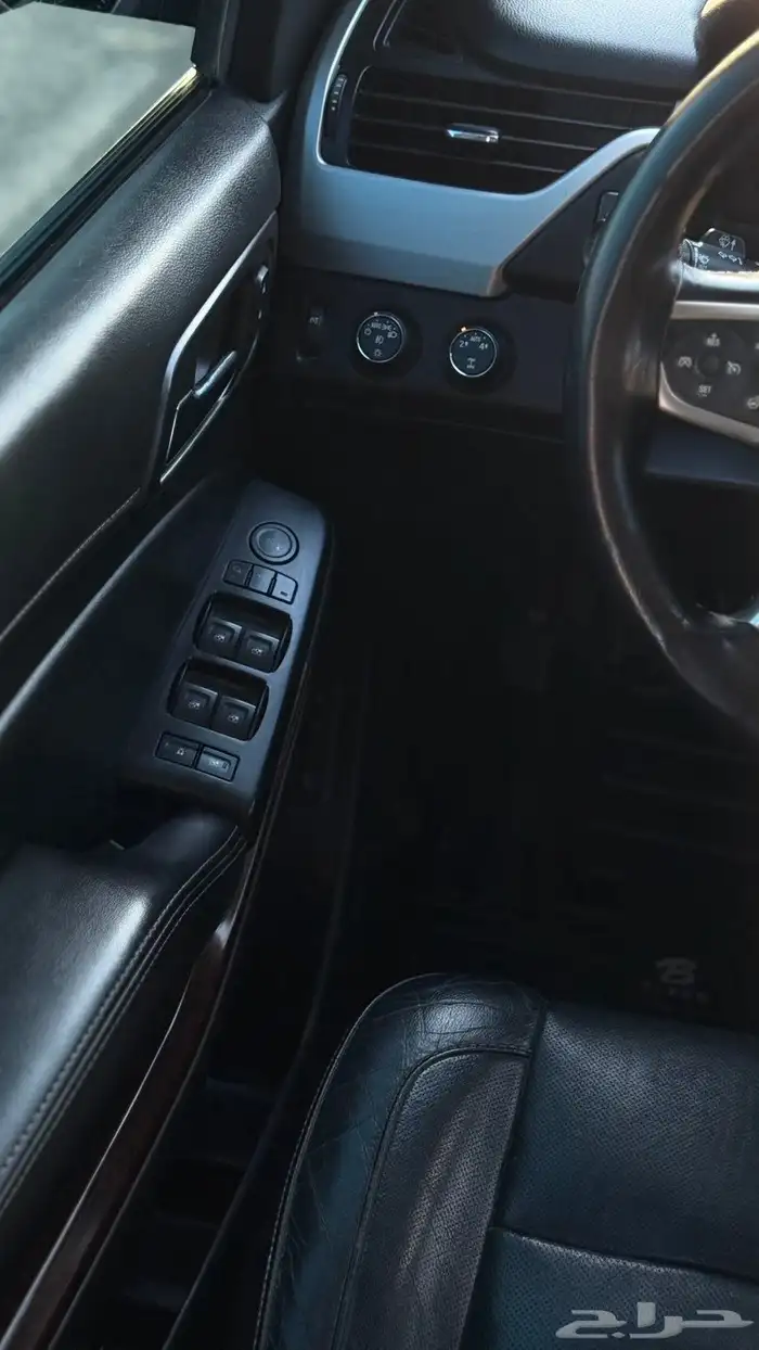 يوكن GMC 2016 طويل أسود SLT 37