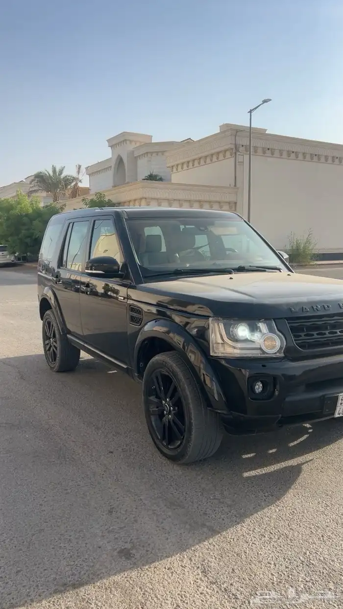 لاند روفر ديسكفري موديل 2015 0