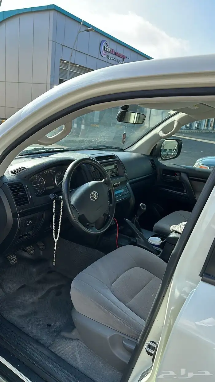 لاندكروزر 2011 هدد G 6