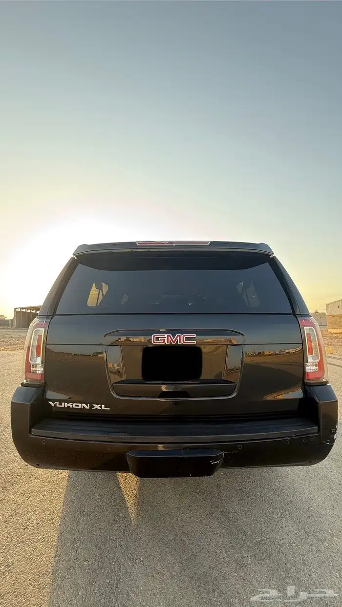 يوكن GMC 2016 طويل أسود SLT 15