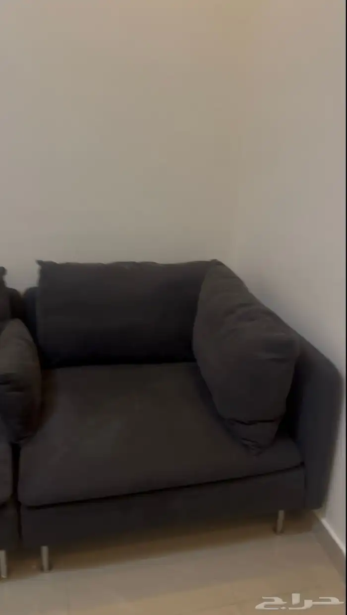 طقم كنب ايكيا فاخر استعمال خفيف 3