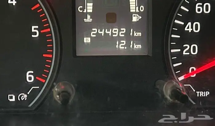 للبيع نيسان أورفان 2020 ديزل ركاب فاتورة ضريبية 13