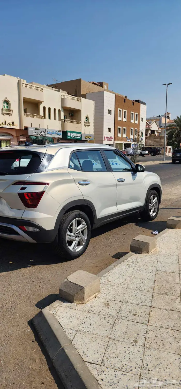 للبيع كريتا 2023 بودي محركات وكالة 12