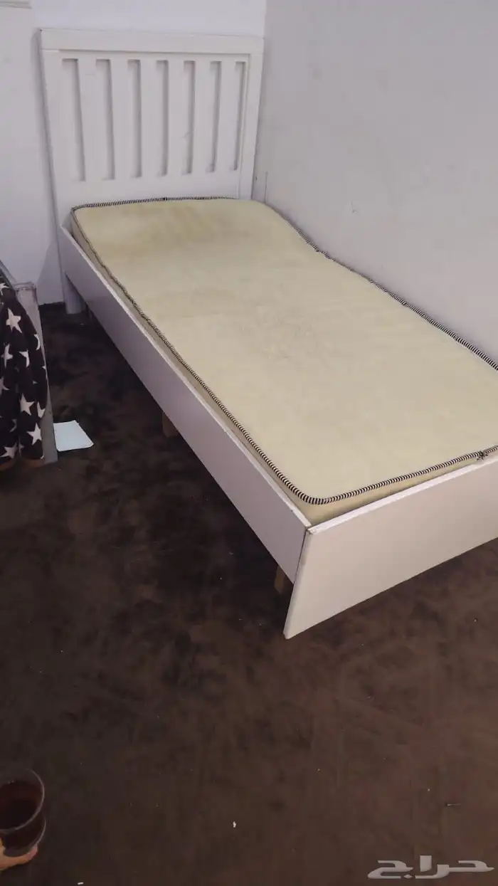سرير للبيع جديد استخدام 3شهور بالمرتبه 0