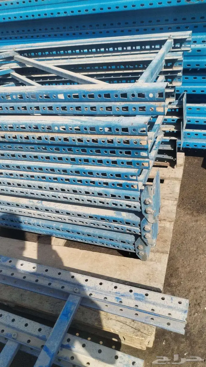 رفوف للبيع للراغب الاتصال فقط 1