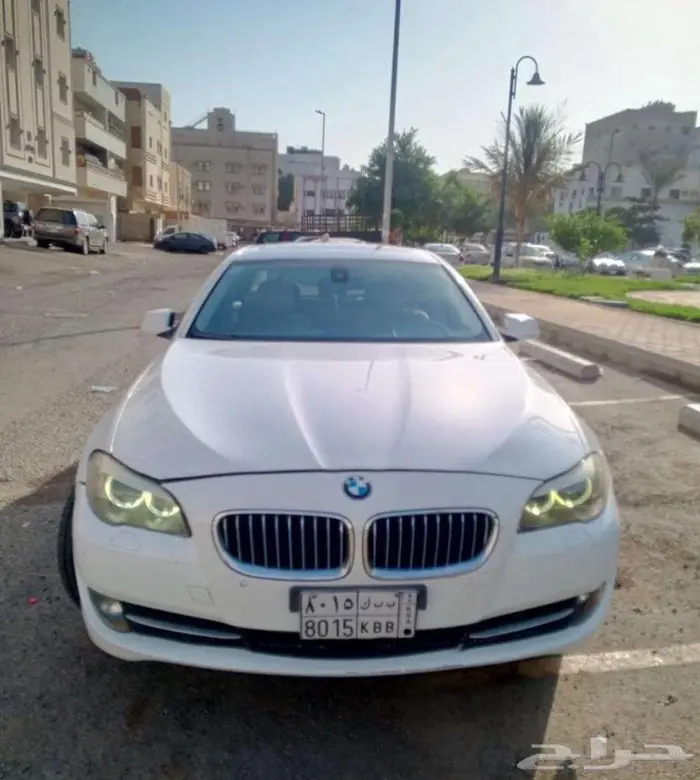 بي ام دبليو الفئة الخامسة 2011 فئة 520 6