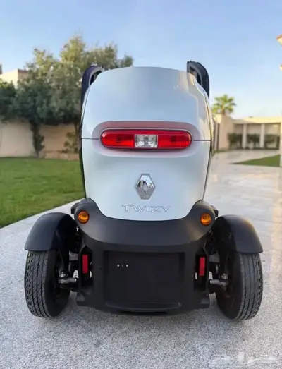 سيارة رينو الصغيره index