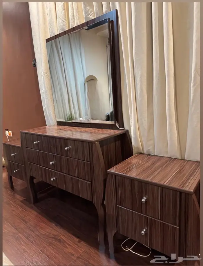 تسريحه وكمودينه 0