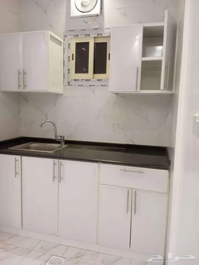 شقه للايجار جده 1700 17