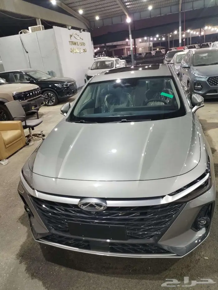 شيري اريزو 8 موديل 2025 اقوي العروض علي الكاش والتمويل 4