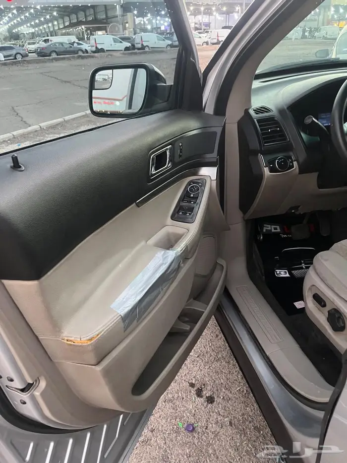 للبيع فورد اكسبلورر 2012 دبل بحالة ممتازة 12