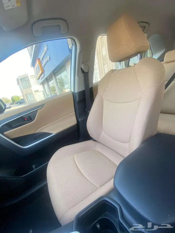 تويوتا راف فور 2023 دفع رباعي سعودي استخدام شخصي للبيع 29