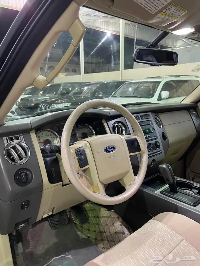 للبيع اكسبيدشن موديل 2009 7