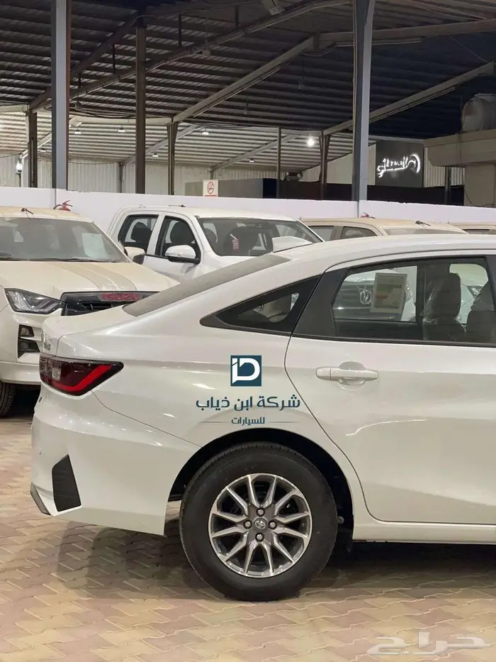 تويوتا يارس 2026 y استاندر لدى شركه ابن ذياب 2