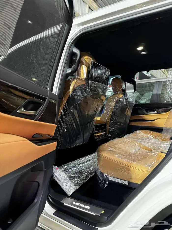 لكزس LX600 بي بي موديل 2025 سعودي لدى الخضر للسيارات 5