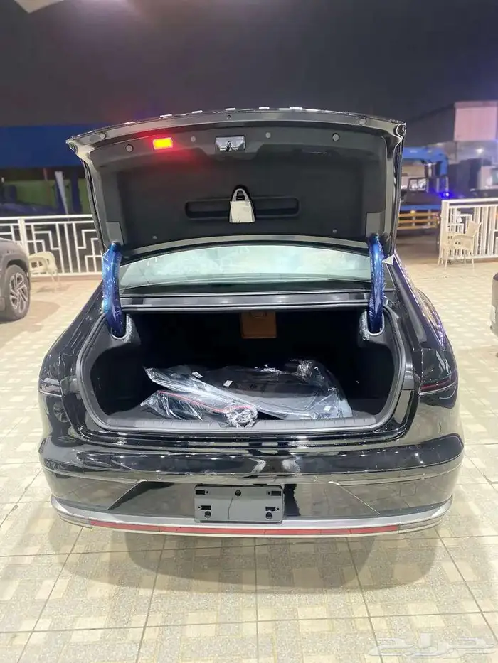 متوفر هيونداي أزيرا كلاسيك م 2026 سعودى الناغى 6