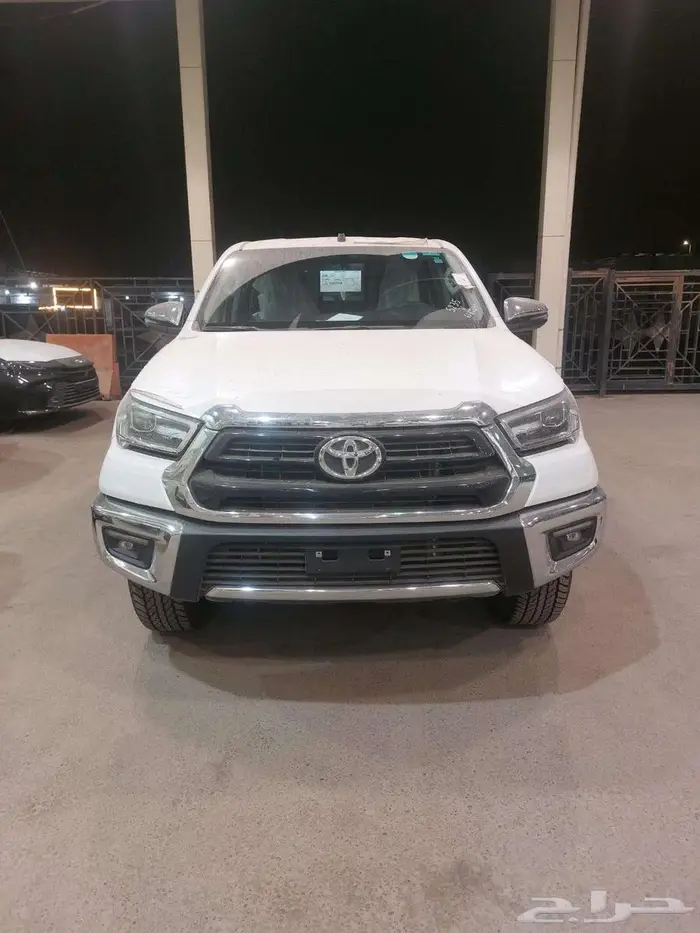 تويوتا هايلوكس غمارتين فل كامل 2025 قيرعادي 0
