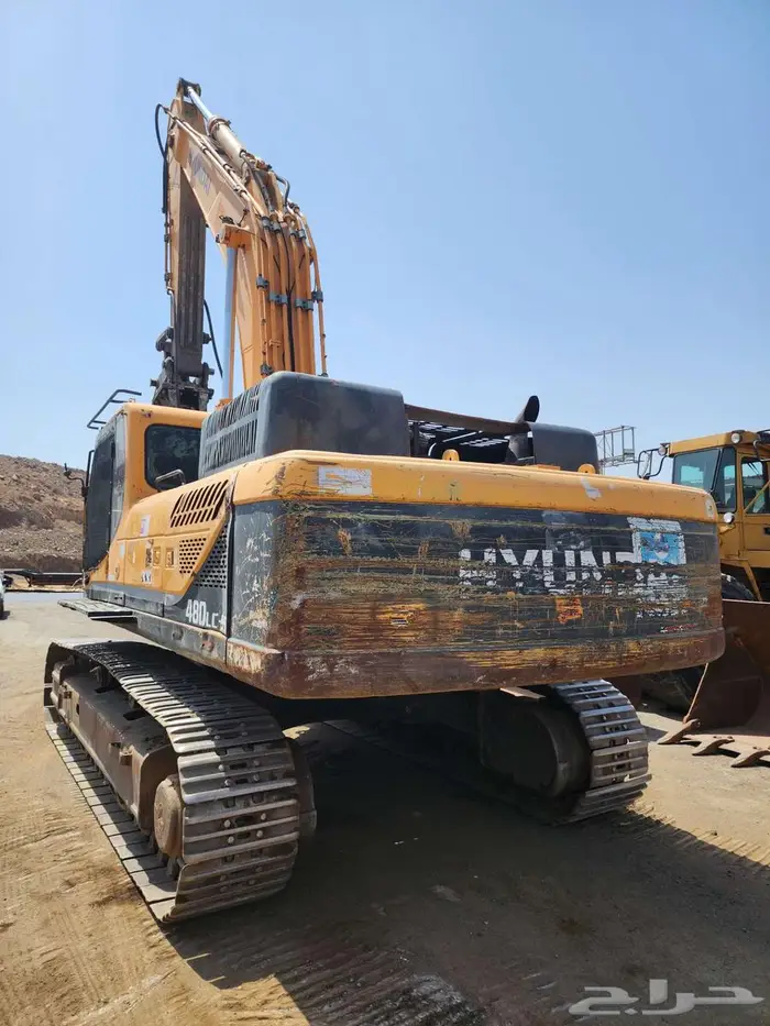 بوكلين هونداى 480 موديل 2015 معرض رواد المعدات 2