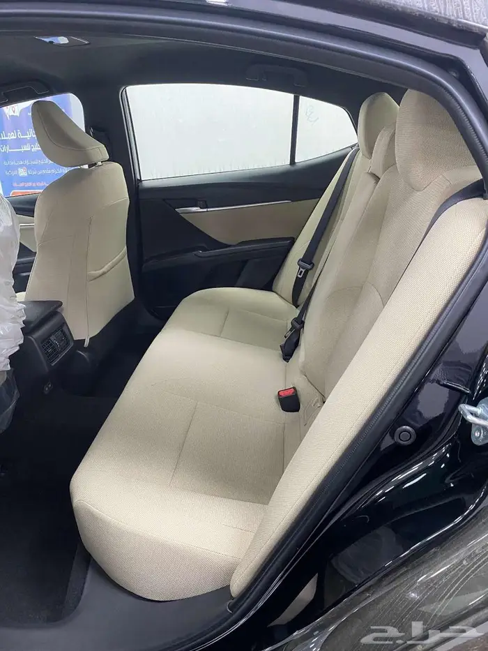 تويوتا - كامري E استاندر بنزين 2025 اسود 6