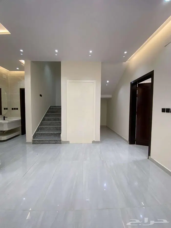 فلل فاخرة للبيع بحي الحوية الطائف 1