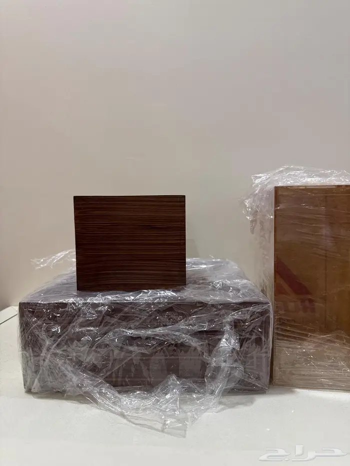 ستاند هدايا خشب 0