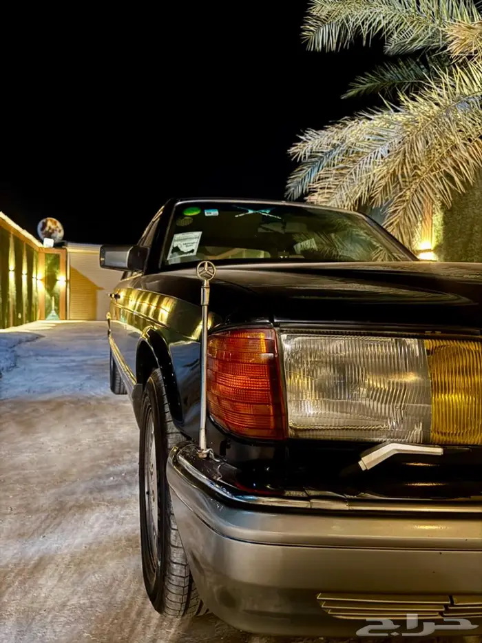 مرسيدس SE300 1991 اسود ملكي 8