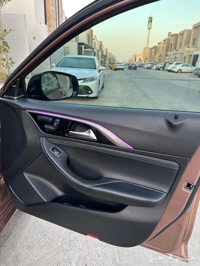 انفنيتي Q30s 2018 4