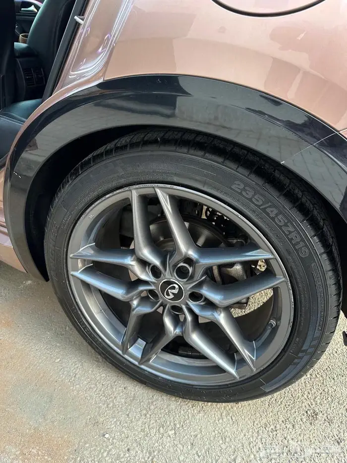 انفنيتي Q30s 2018 12