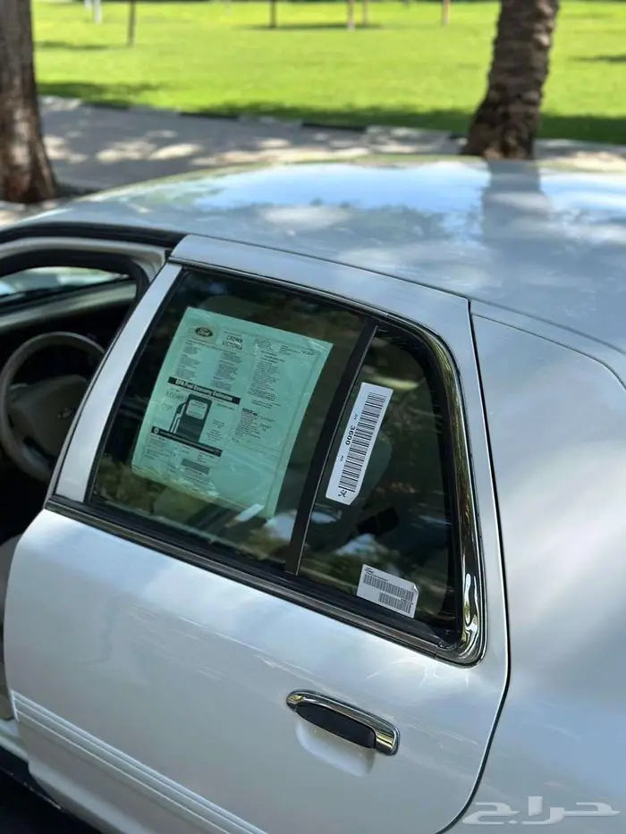 فورد فكتوريا عداد 77 الف 9