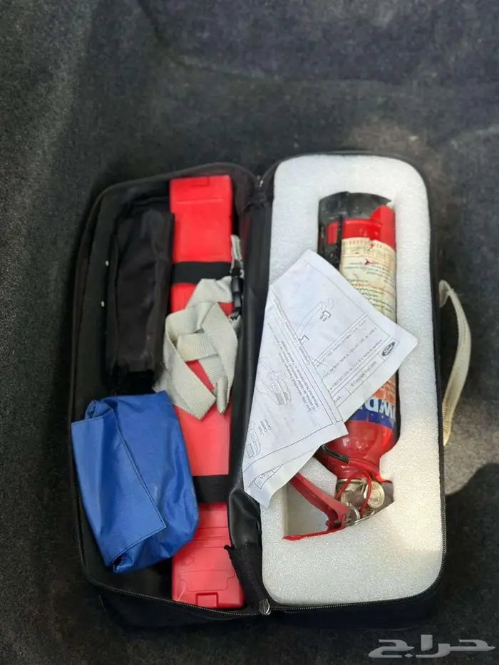 فورد فكتوريا عداد 77 الف 17